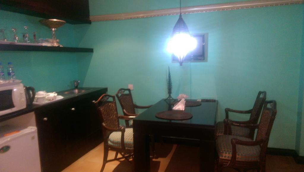 Blue Pearl Hotel & Apartments ダル・エス・サラーム エクステリア 写真